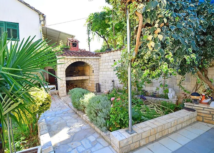 Milenko-3 By Interhome